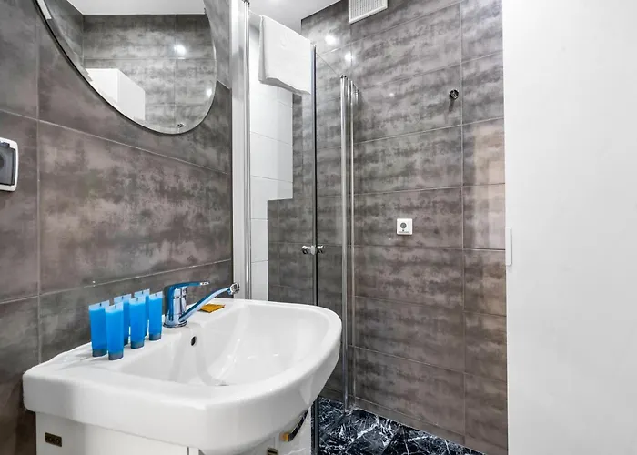 Metro Ratusz Arsenal Homely *