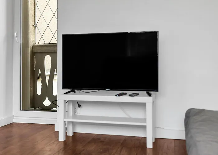 Metro Ratusz Arsenal Homely 바르샤바