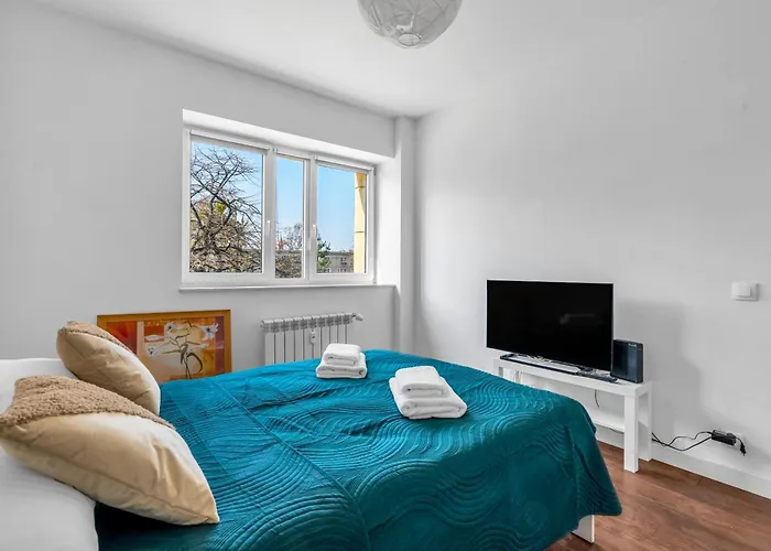 Metro Ratusz Arsenal Homely Διαμέρισμα